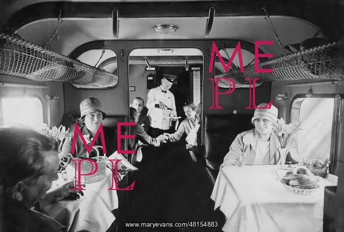 : Passenger cabin on board a Junkers G-31 : Passenger cabin on board a Junkers G-31