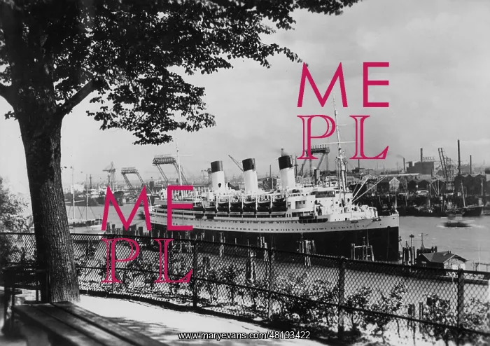 : The passenger ship Cap Arcona in the Port of Hamburg : The passenger ship Cap Arcona in the Port of Hamburg