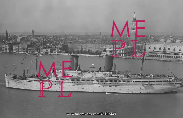 : The passenger ship General von Steuben anchors in Venice : The passenger ship General von Steuben anchors in Venice