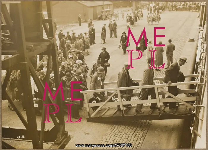 : Passengers Embarking : Passengers Embarking