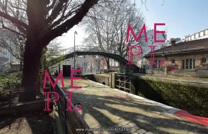 : Passerelle de la Grange-aux-Belles, Canal Saint-Martin : Passerelle de la Grange-aux-Belles, Canal Saint-Martin