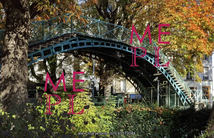 : Passerelle de la Grange-aux-Belles, Canal Saint-Martin : Passerelle de la Grange-aux-Belles, Canal Saint-Martin