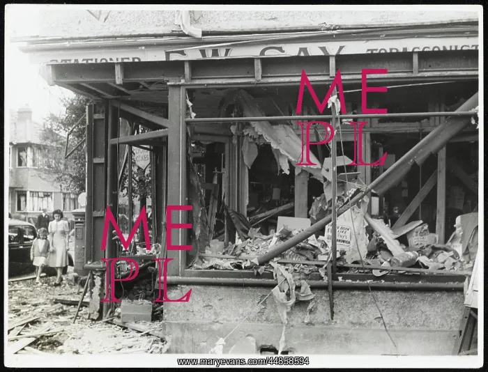 : PASSING BOMBED SHOP : PASSING BOMBED SHOP