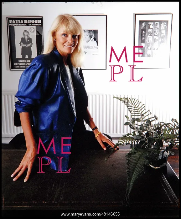 : Pat Booth, Lady Lowe - Model and photographer : Pat Booth, Lady Lowe - Model and photographer