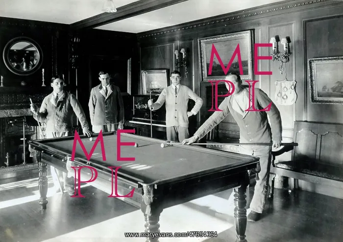 : Four Patients playing billiards, Quex Park : Four Patients playing billiards, Quex Park