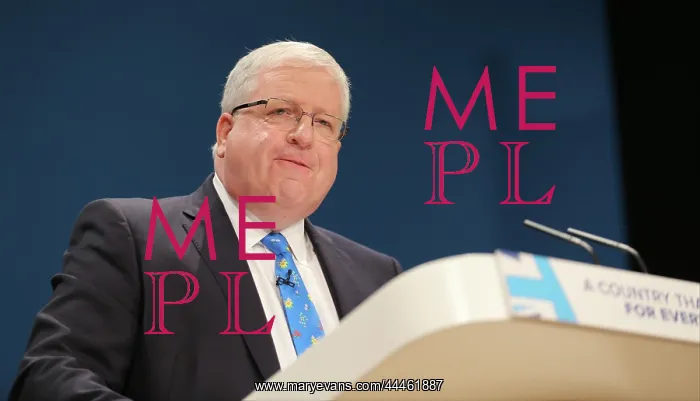 : Patrick Mcloughlin : Patrick Mcloughlin