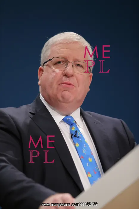 : Patrick Mcloughlin : Patrick Mcloughlin