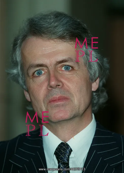  : Patrick Nicholls MP