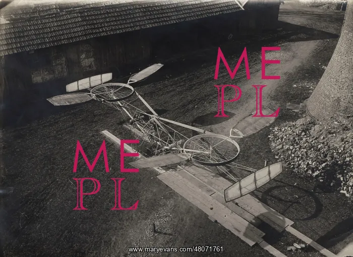 : Paul Cornu's helicopter of 1907 : Paul Cornu's helicopter of 1907