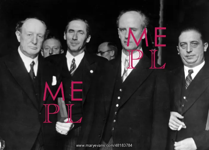 : Paul Graener, Carl Vincent Krogmann, Wilhelm Furtwangler and : Paul Graener, Carl Vincent Krogmann, Wilhelm Furtwangler and
