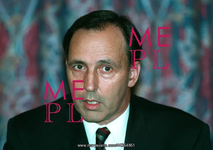  : Paul Keating