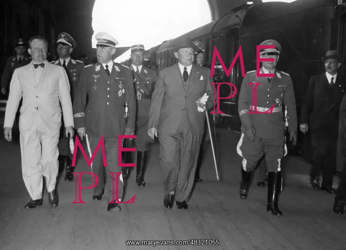 : Paul Koerner, Karl Bodenschatz, Hermann Goering : Paul Koerner, Karl Bodenschatz, Hermann Goering