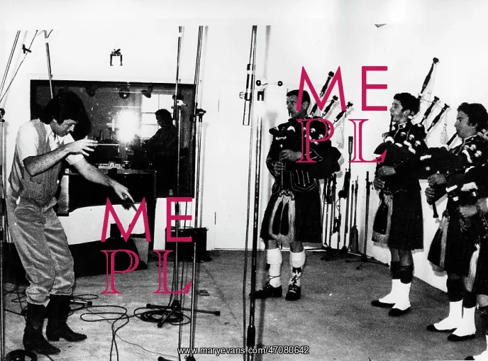 : Paul McCartney with bagpipers in recording studio : Paul McCartney with bagpipers in recording studio