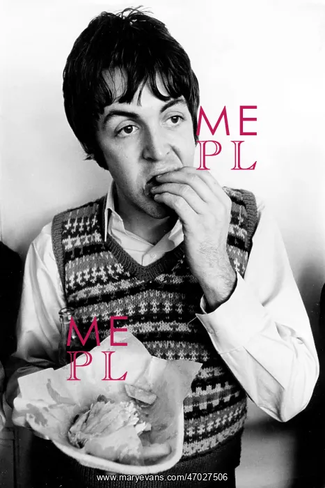 : Paul McCartney of The Beatles eating chips during break : Paul McCartney of The Beatles eating chips during break
