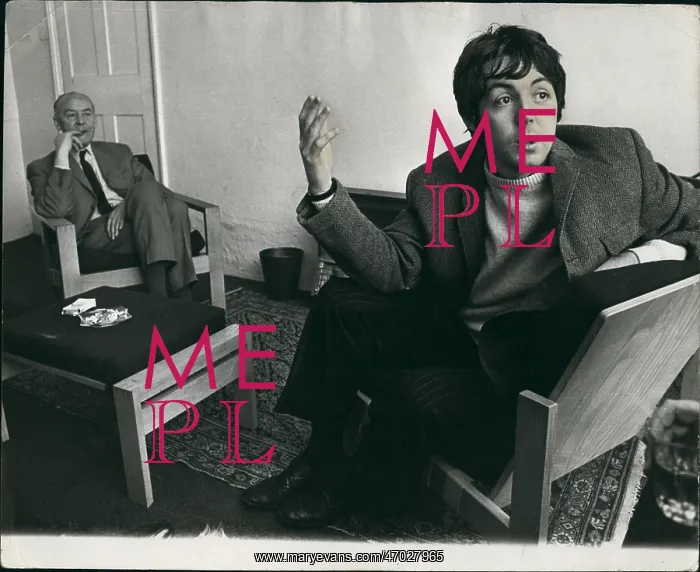 : Paul McCartney at home with father Jim : Paul McCartney at home with father Jim