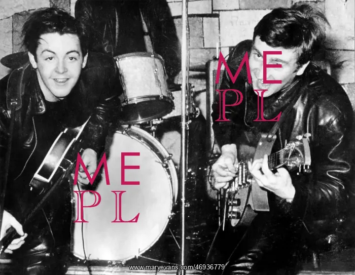 : Paul McCartney and John Lennon of The Beatles : Paul McCartney and John Lennon of The Beatles