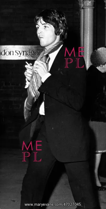 : Paul McCartney, memorial service for Brian Epstein : Paul McCartney, memorial service for Brian Epstein