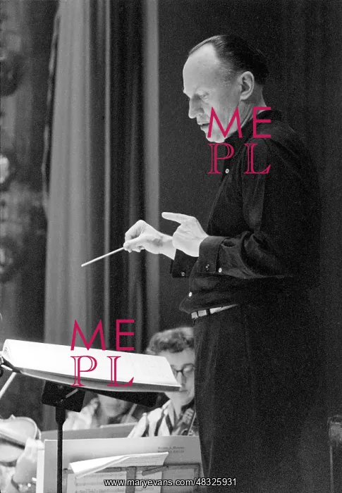 : Paul Sacher Conducting : Paul Sacher Conducting