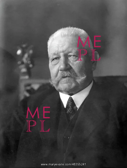 : Paul v. Hindenburg : Paul v. Hindenburg