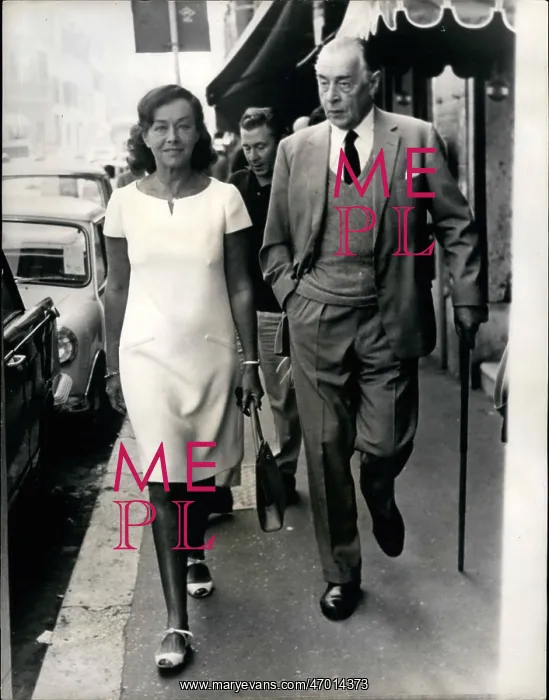 : Paulette Goddard, actress, and Eric Remarque in Rome : Paulette Goddard, actress, and Eric Remarque in Rome