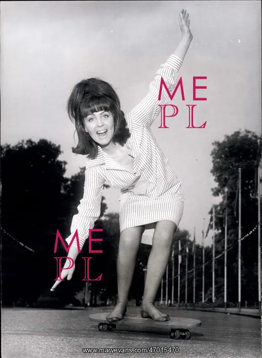 : Pauline Collins : Pauline Collins