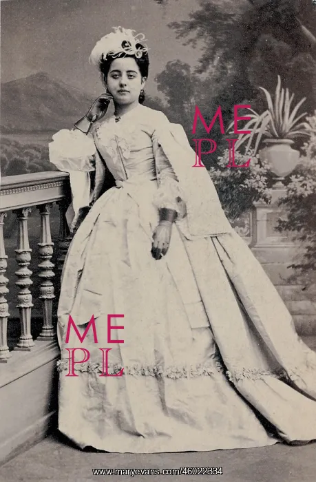  : Pauline Lucca