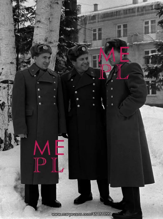 : Pavel Belyayev, Pavel Popovich, Alexei Leonov, 1965