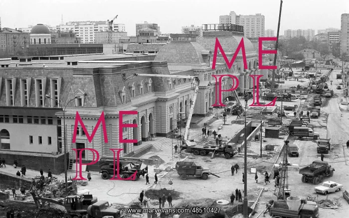 : Paveletsky Rail Terminal, 1987 : Paveletsky Rail Terminal, 1987