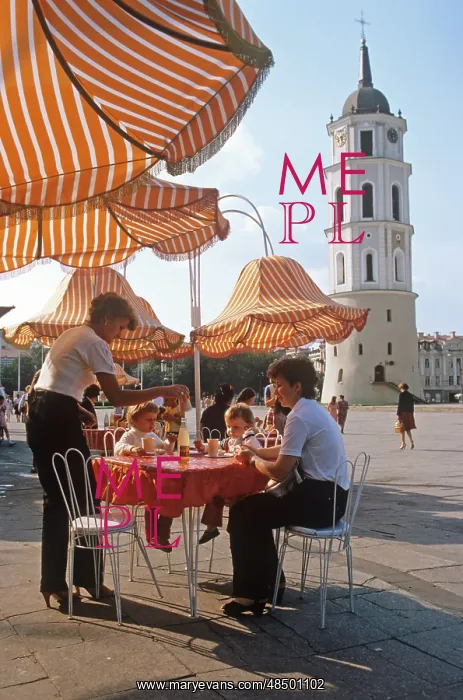 : Pavement cafe in Vilnius, 1985 : Pavement cafe in Vilnius, 1985