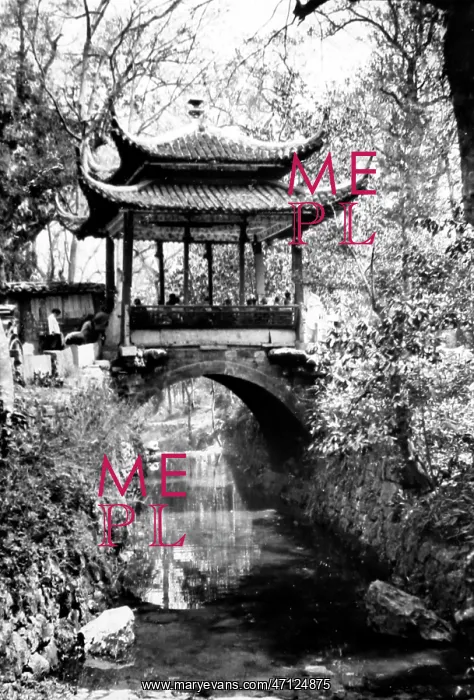 : Pavilion of Spring Waters, Hangzhou, China : Pavilion of Spring Waters, Hangzhou, China