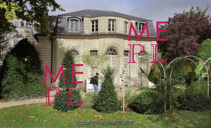 : Pavillon de l'Hermitage, Jardin de l'Hospice : Pavillon de l'Hermitage, Jardin de l'Hospice