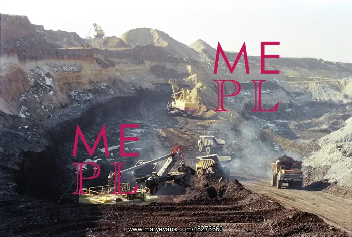 : Pavlovsky open pit coal mine, 1998 : Pavlovsky open pit coal mine, 1998