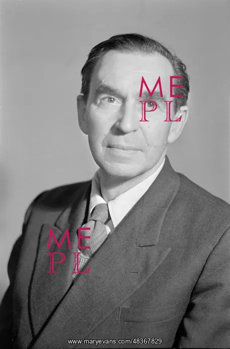 : Peace activist Willis Airey : Peace activist Willis Airey