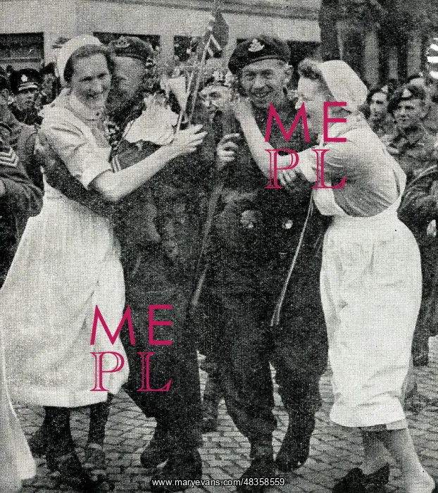 : Peace returns to Europe, nurses in Oslo, Norway, end of WW2 : Peace returns to Europe, nurses in Oslo, Norway, end of WW2