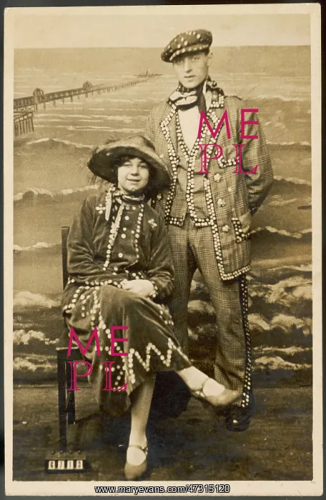 : Pearly King and Queen 1920 : Pearly King and Queen 1920