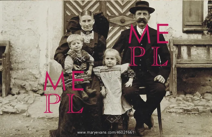 : Peasant family from Upper Austria : Peasant family from Upper Austria