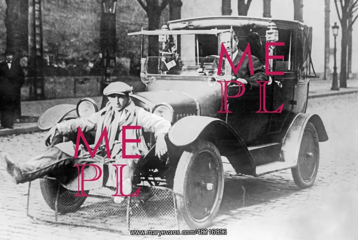 : Pedestrian protection, around 1920 : Pedestrian protection, around 1920