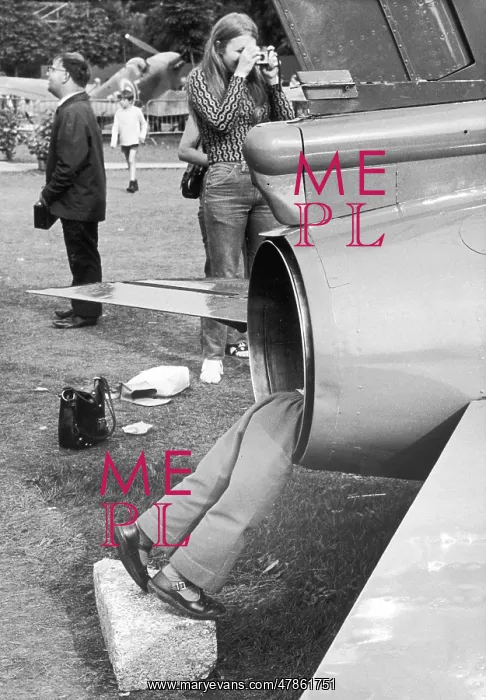 : Peeping into a jet engine : Peeping into a jet engine