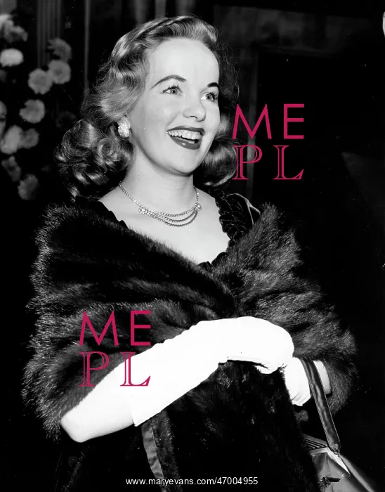  : Peggy Cummins