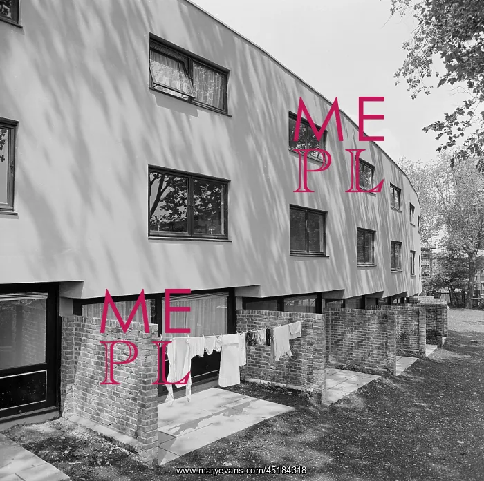 : Penderyn Way, Tufnell Park : Penderyn Way, Tufnell Park