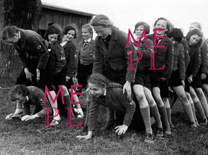 : Pentecost camp of the BDM in Tasdorf, 1939 : Pentecost camp of the BDM in Tasdorf, 1939