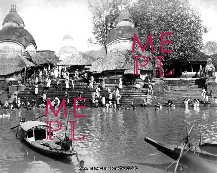 : People at a bathing ghat, India : People at a bathing ghat, India