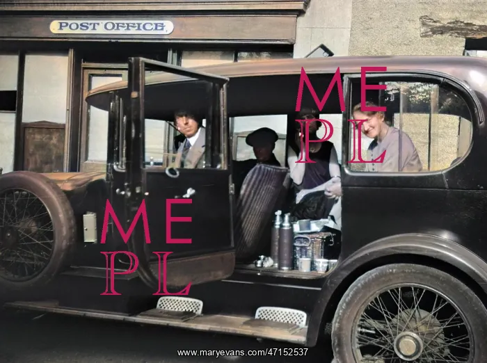 : Four people in a car outside a Post Office : Four people in a car outside a Post Office