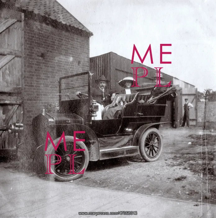 : Three people in a car, Southwold, Suffolk : Three people in a car, Southwold, Suffolk