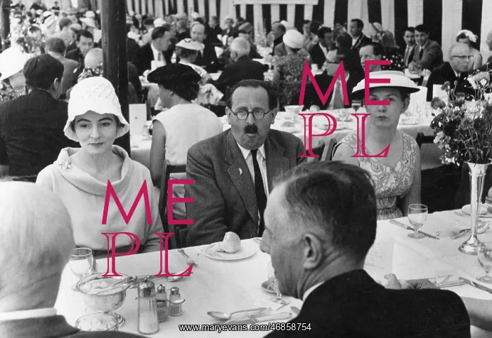 : People at a cricket luncheon, Westminster : People at a cricket luncheon, Westminster