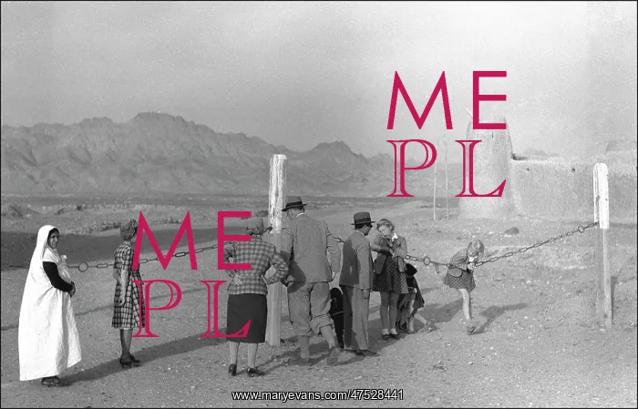 : People in the Iranian desert : People in the Iranian desert