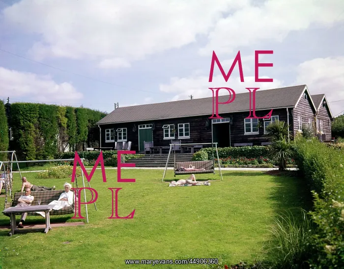 : People relaxing at a holiday camp, Devon : People relaxing at a holiday camp, Devon