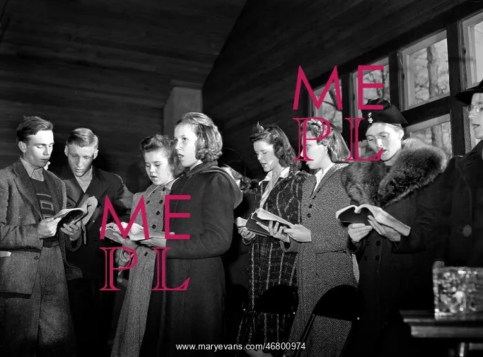 : People - singing - church - religion : People - singing - church - religion