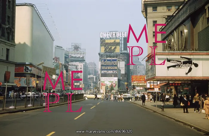 : People - Street Scene - Times Square : People - Street Scene - Times Square