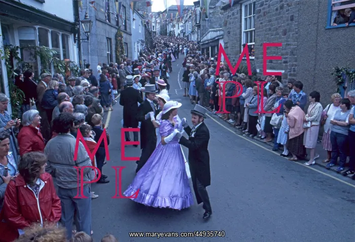 : People taking part in Helston Floral Dance, Cornwall : People taking part in Helston Floral Dance, Cornwall